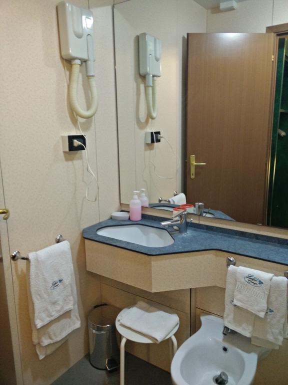 ג'נובה Hotel Suisse חדר תמונה